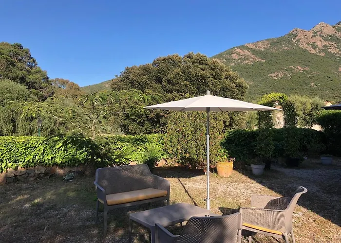 Penzion A Martinella Galeria (Corsica)